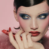THE SPECTACULAR SHOWGIRL LOOK