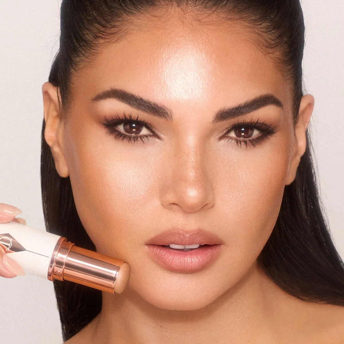 UNREAL SKIN SHEER GLOW TINT HYDRATING FOUNDATION STICK