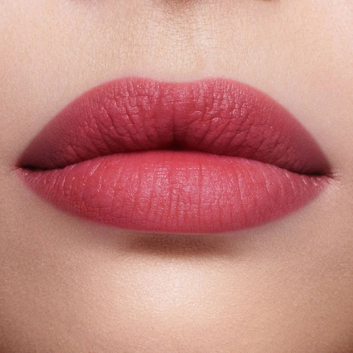 AIRBRUSH FLAWLESS LIP BLUR